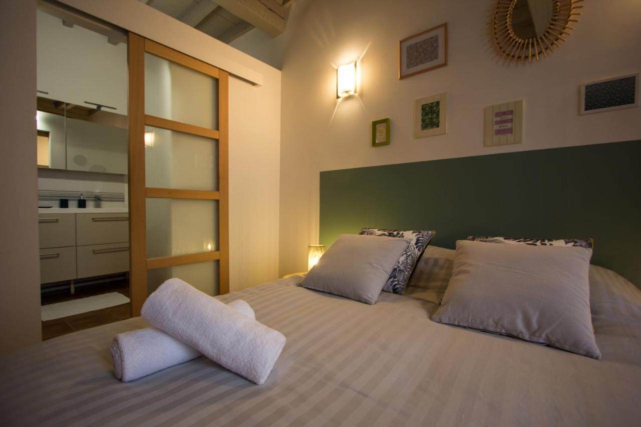 Apartment En Toute Intimite Dans Le Centre Historique Montauban